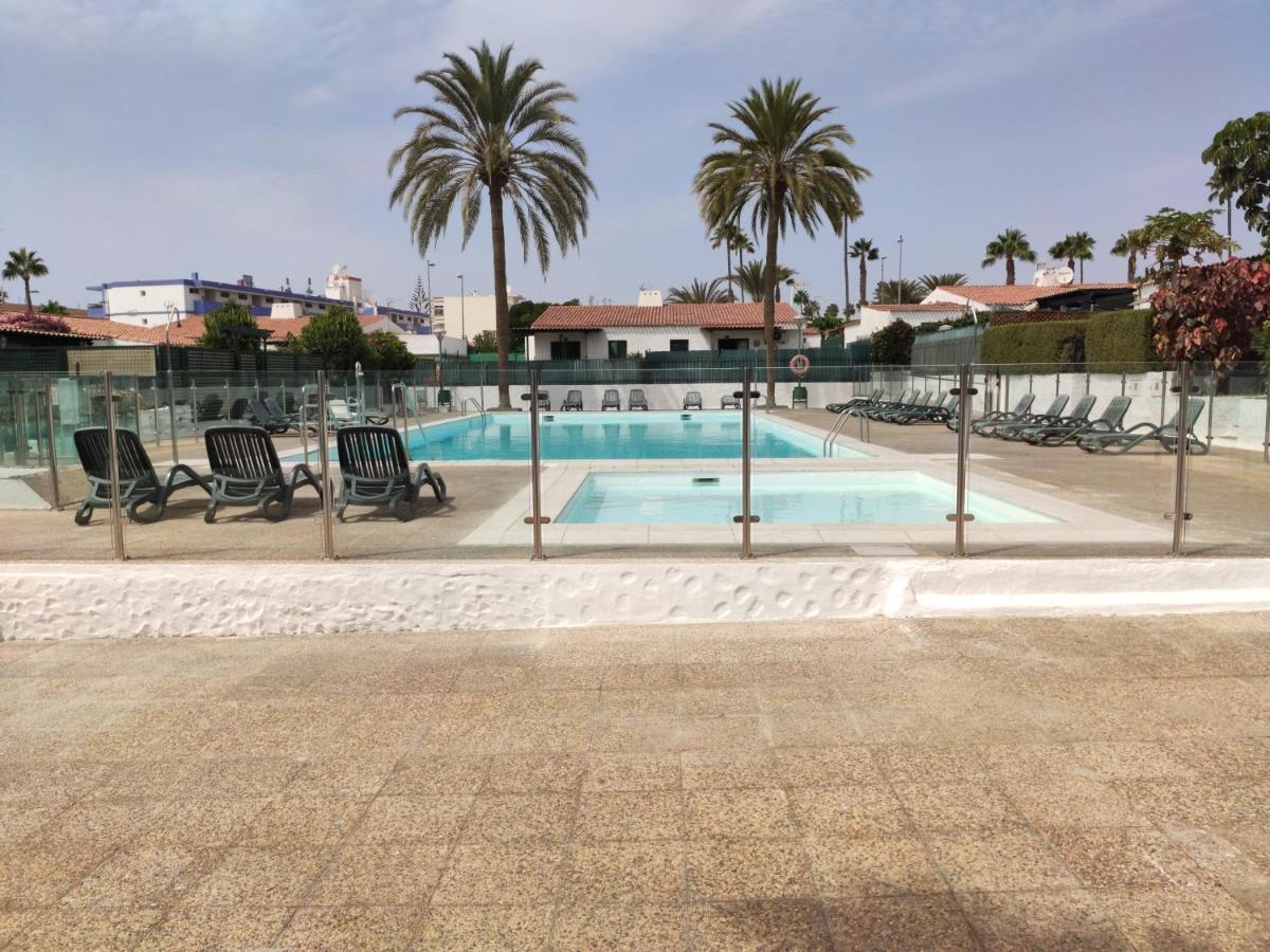 Bungalow With Private Garden Nex To Yumbo Center Villa Maspalomas  Exterior foto